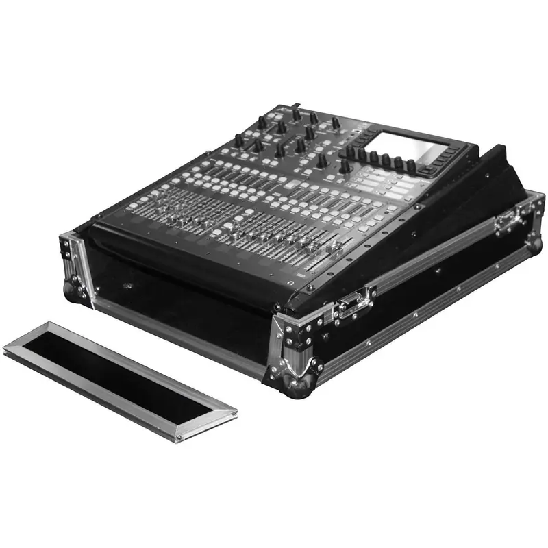 Odyssey Universal 19In Mixer Case 13 Space
