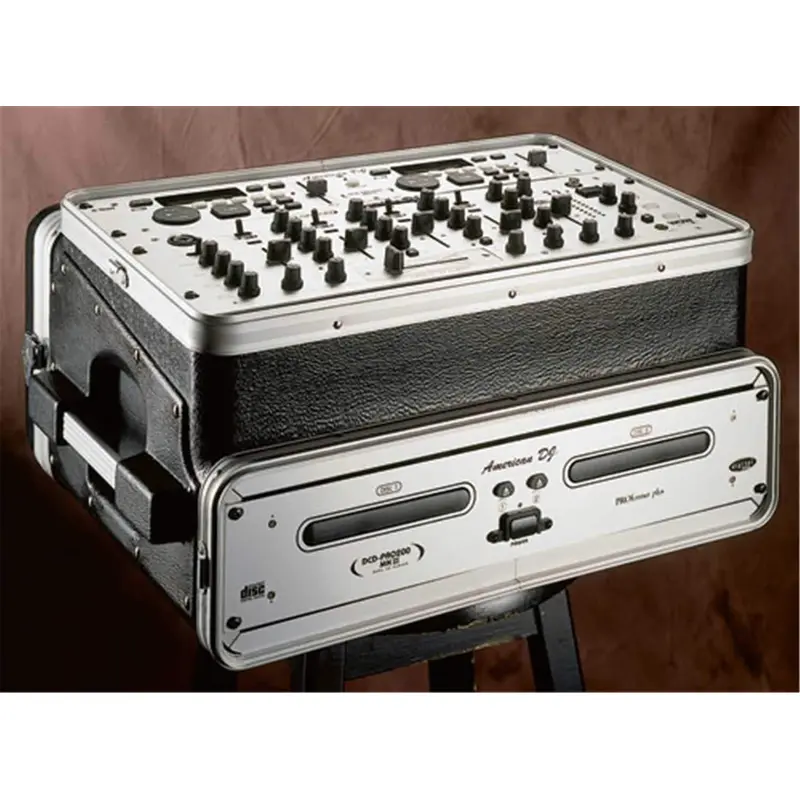 Gator GRC6X2 Slant-Top Rack Console 6 Top 2 Bottom