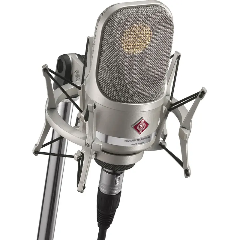 Neumann TLM-107-STUDIOSET Set with 1 x TLM 107 Microphone / EA 4 Shockmount - Nickel