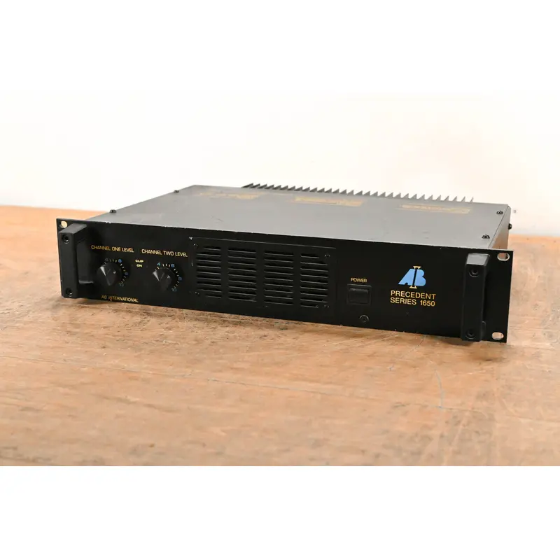 AB International 1650 2-Channel Power Amplifier