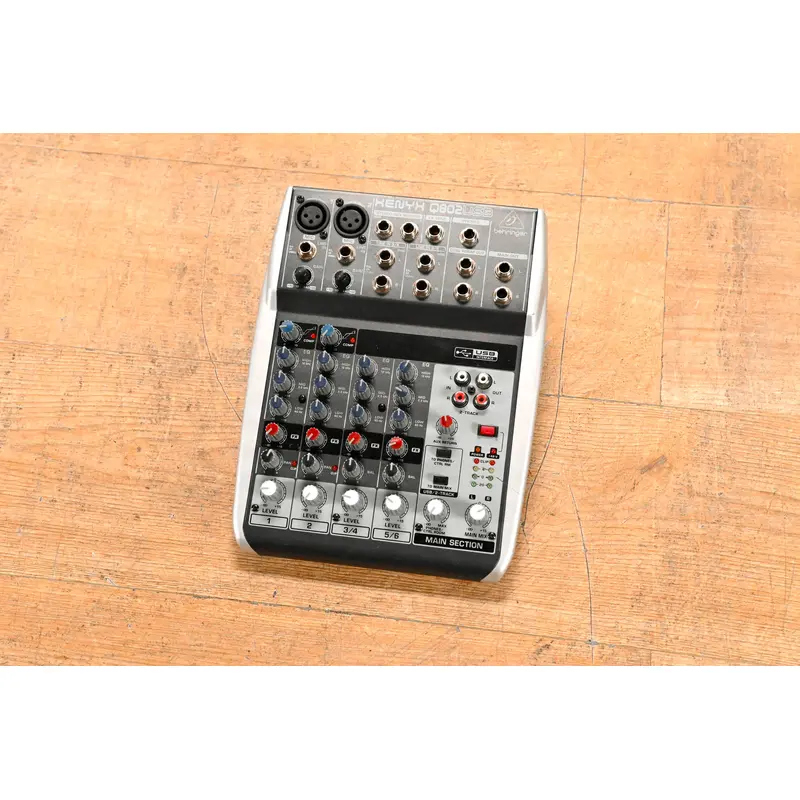 Behringer Xenyx Q802USB (NO POWER SUPPLY)