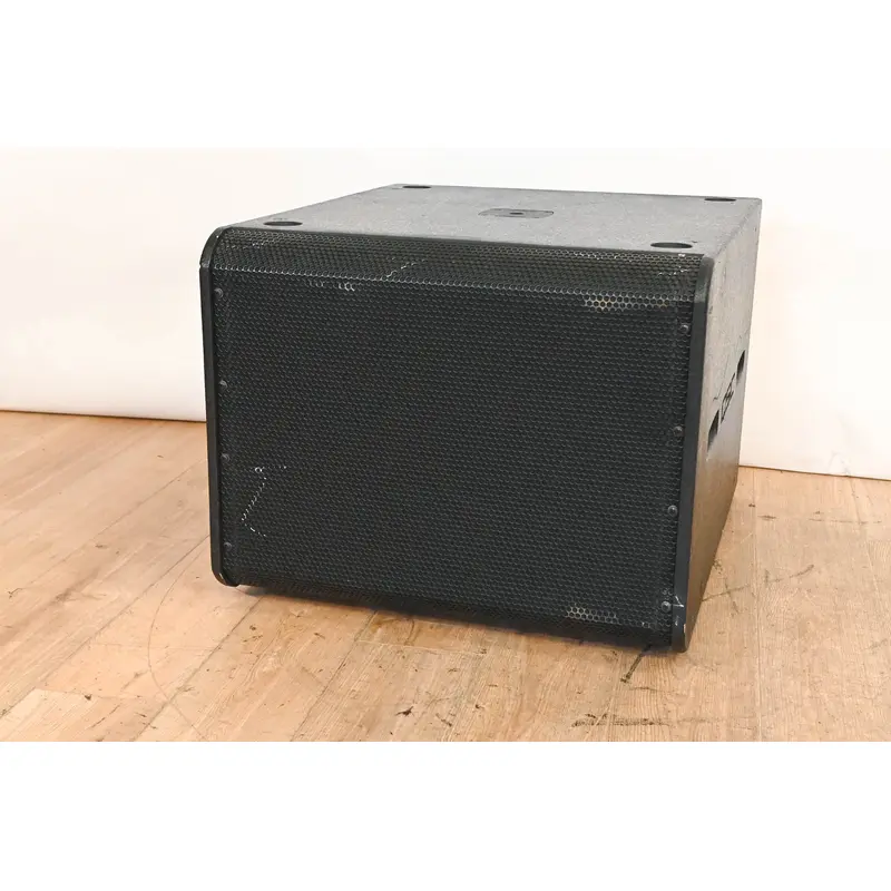 QSC GP118-SW 18" 850W Passive Subwoofer