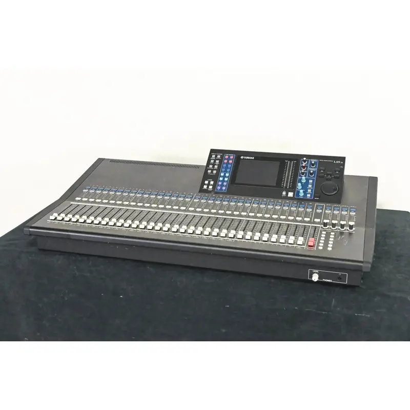 Yamaha LS9-32 32-Input Digital Mixing Console