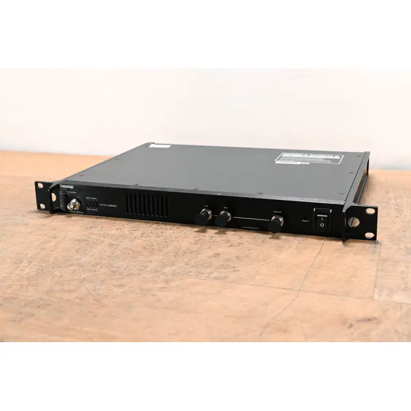 Shure PA821A Antenna Combiner for PSM Wireless Systems  - 470-952 MHz