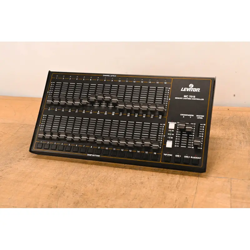 Leviton MC 7016 16/32-Channel Memory Lighting Controller (NO PSU)