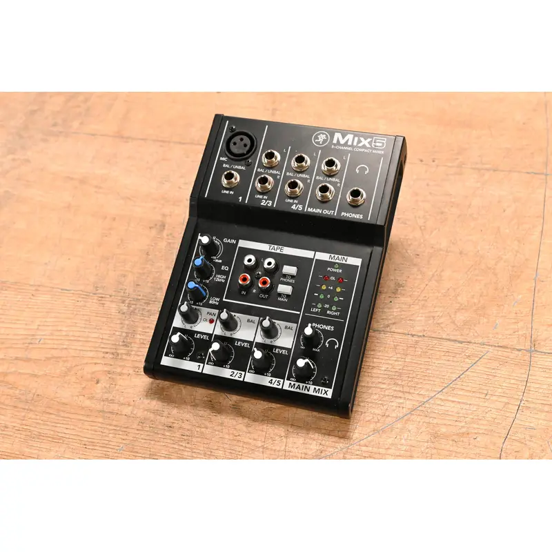 Mackie Mix5 5-Channel Compact Analog Mixer (NO POWER SUPPLY)