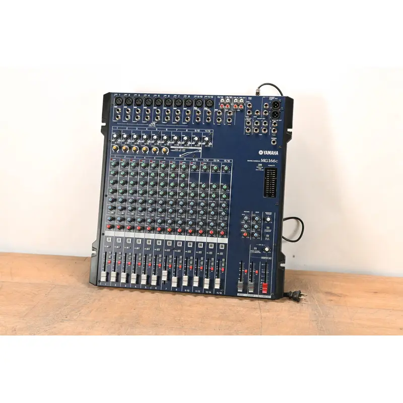 Yamaha MG166C 16-Channel Mixing Console