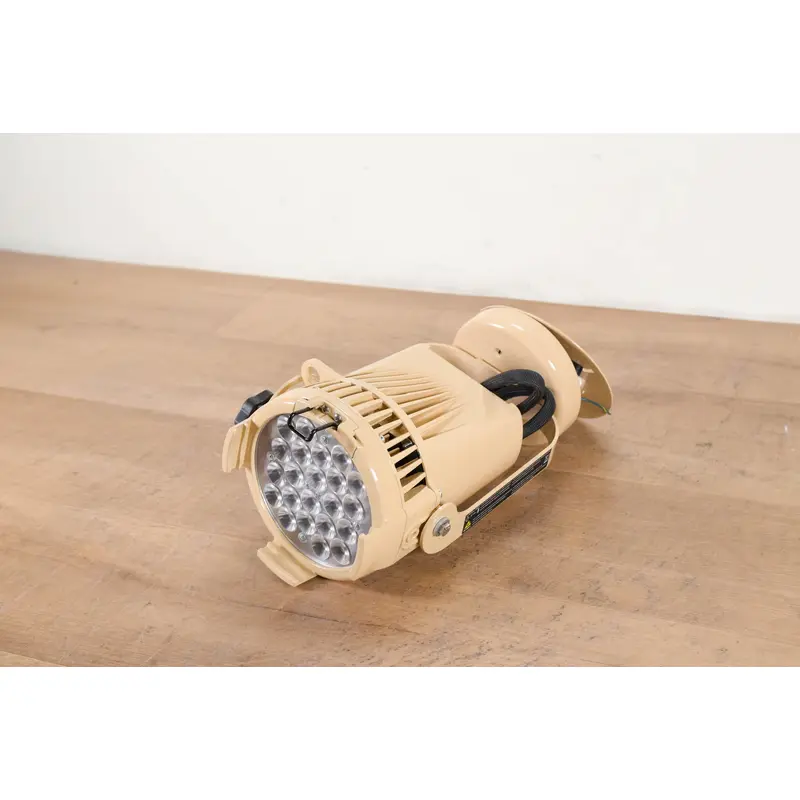 ETC Desire D22 Studio Tungsten LED Wash Fixture