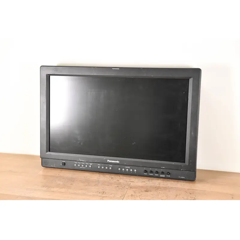 Panasonic BT-LH2600WP 26" Widescreen HD/SD LCD Monitor