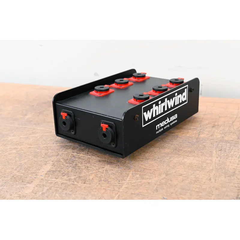 Whirlwind Medusa Six 1/4'' Studio Headphone Splitter Box