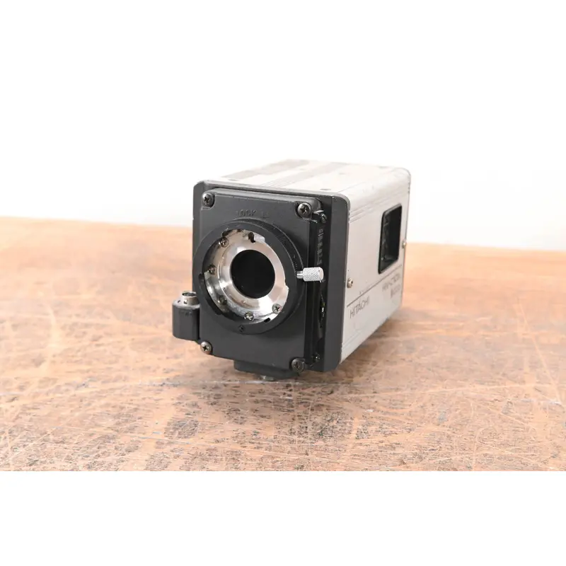Hitachi HV-C10A 1/2" 3-CCD Color Camera