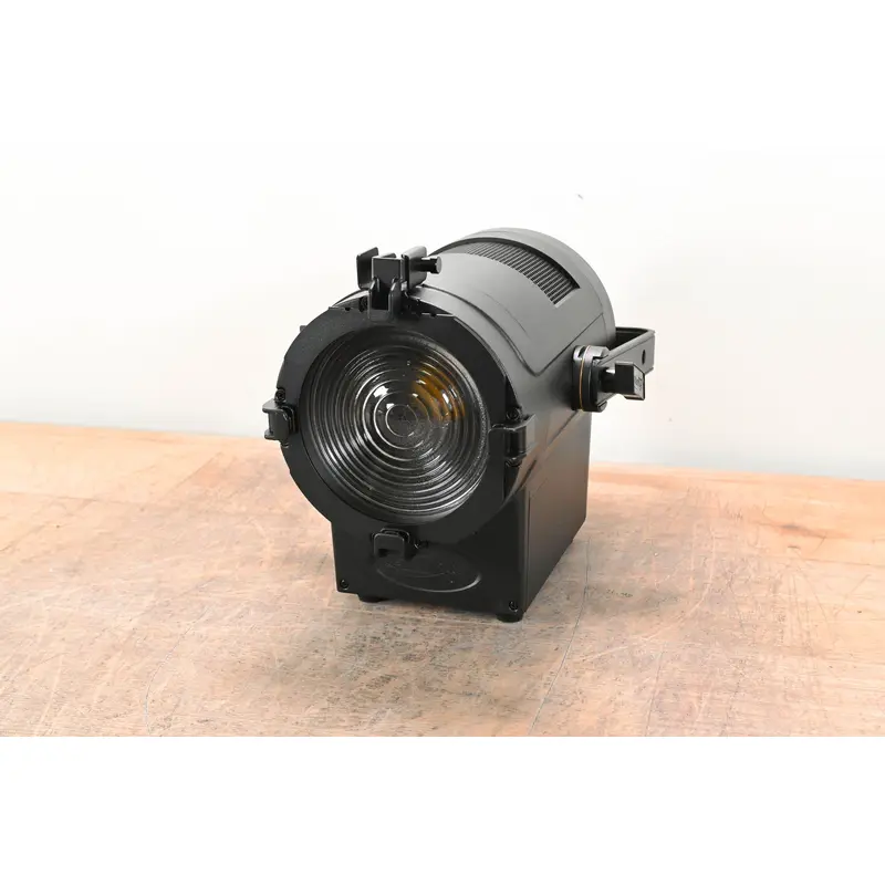 Elation KL Fresnel 6 CW 150W Cool White LED 6" Fresnel with Zoom