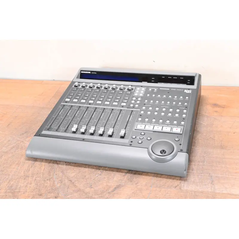 Mackie Control 8-Channel Master Control Surface