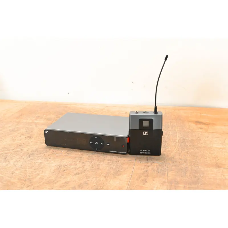 Sennheiser EM-XSW 1 Receiver w/ SK-XSW Bodypack A Range NO POWER SUPPLY
