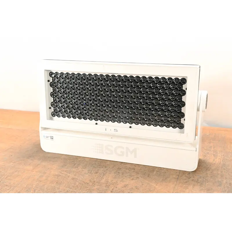 SGM i5 RGBW POI Outdoor LED Wash Light