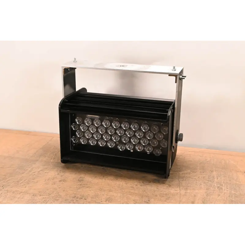 ETC Vivid Ice SL3 11" LED Fixture