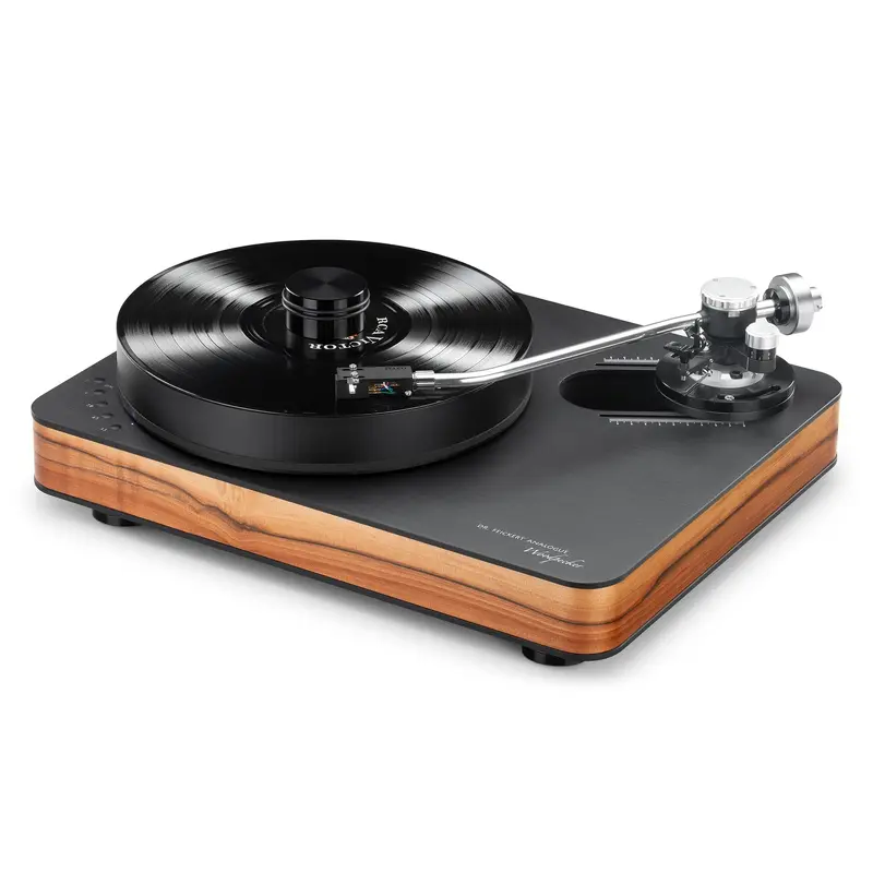 Dr. Feickert Analogue Woodpecker Turntable with Deluxe Package