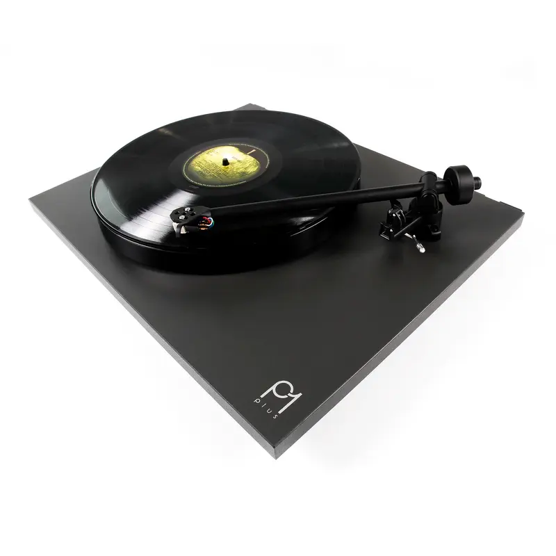 Rega Planar 1 Plus Turntable with Integrated Phonostage & Carbon Cartridge
